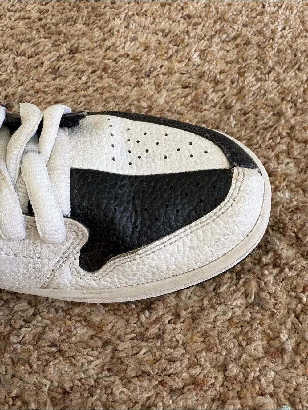 Nike Black and White Low-Top Sneakers